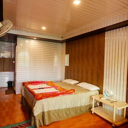Tai Niwas Cottage Mahābaleshwar Eksteriør billede